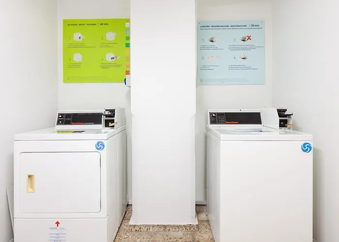 Dragos Del Norte Puerto de la Cruz (Tenerife)